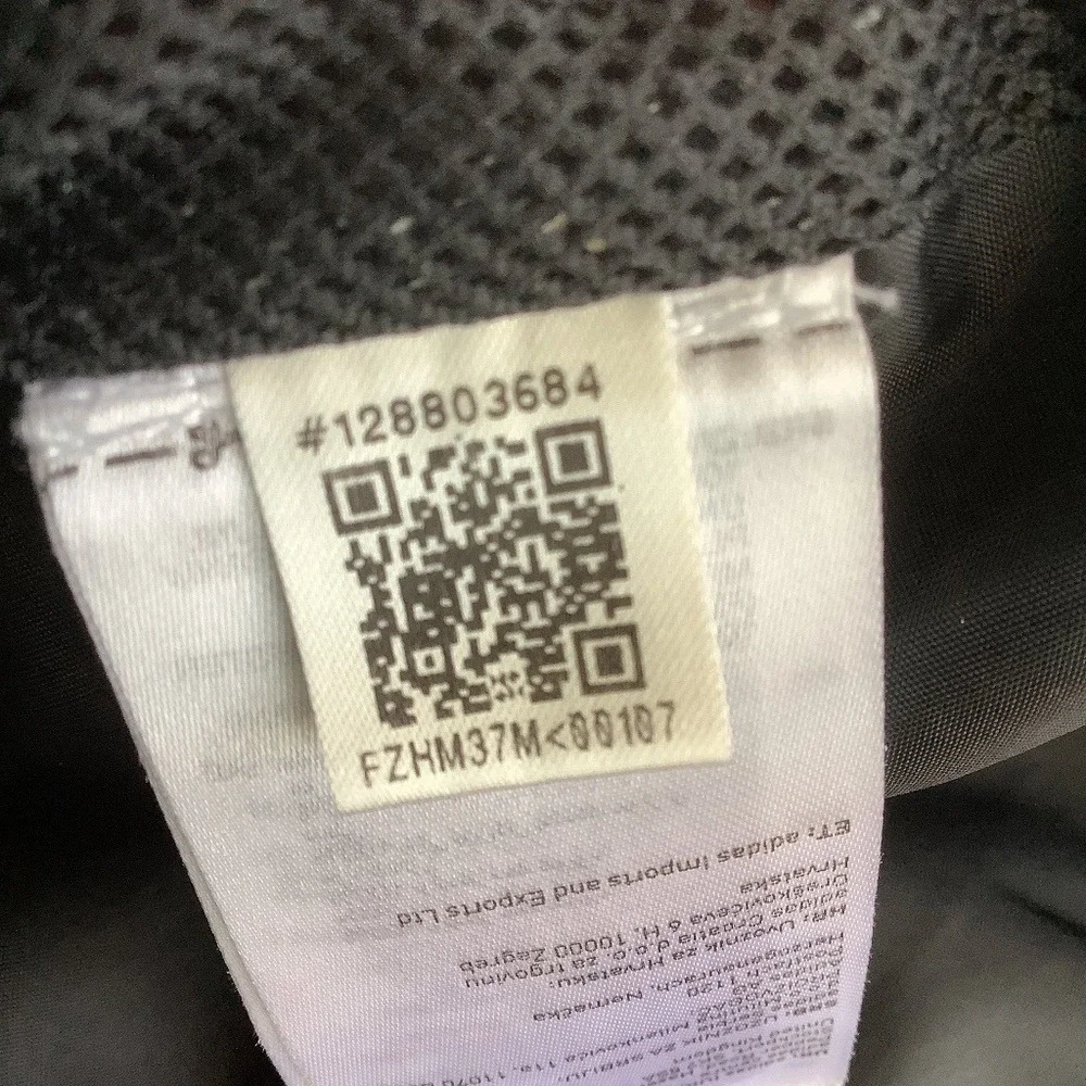 Adidas Women's 3-Stripes Rain Rdy Jacket Black H65759 Flaw: Missing Zipper Pull - Picture 12 of 14